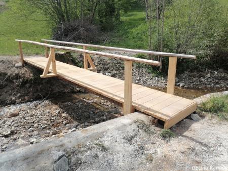 Nadomestitev stare in dotrajane lesene brvi na Tunjiščici